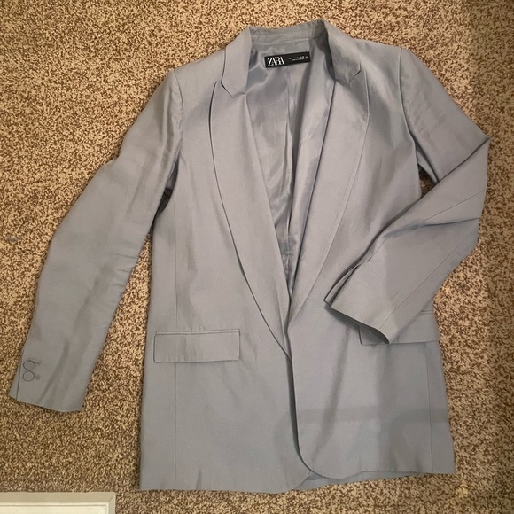 Zara; Small blue-gray blazer - Picture 2 of 3